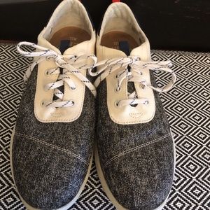 "Like Brand New" Toms Men's Shoes